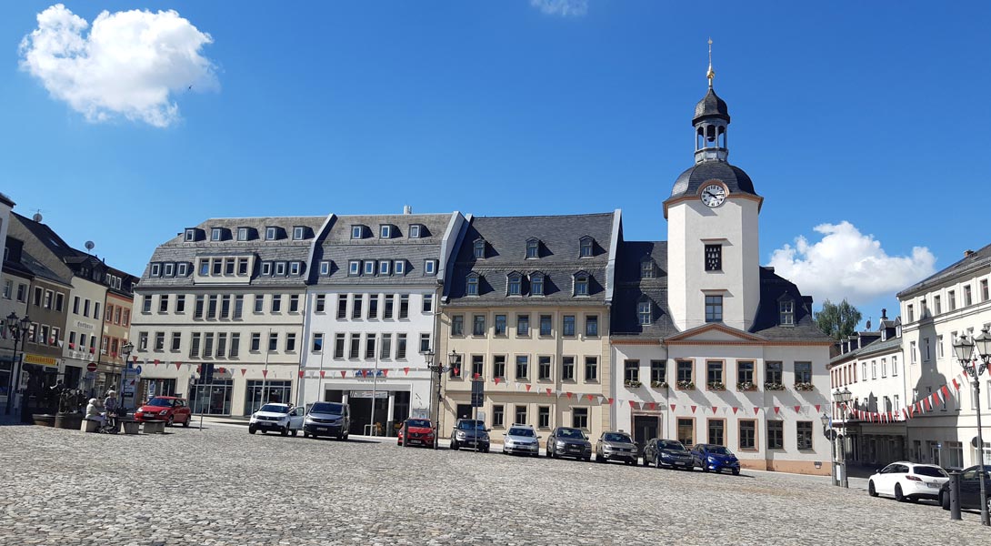 Rathaus und Markt